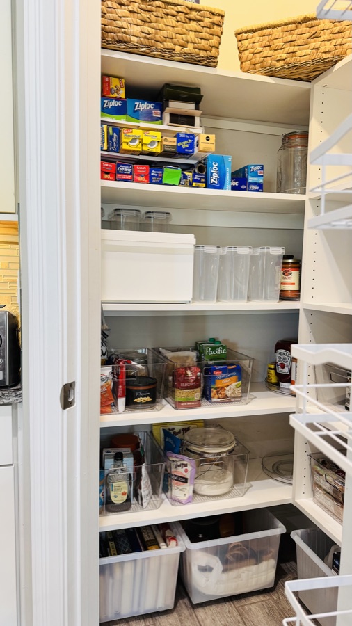 Walk-in pantry, after